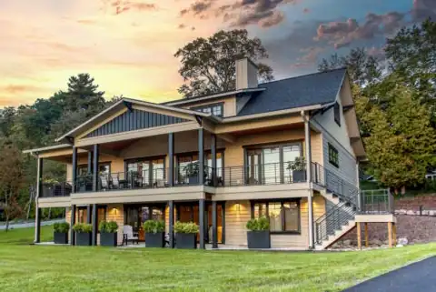 Front-feature-gallery-KEL-outdoor-e1723821549806